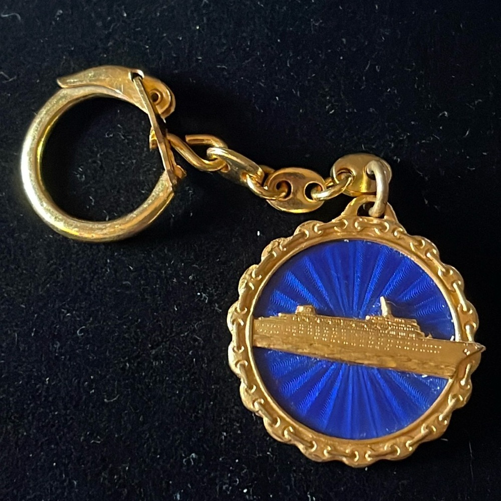 Vtg Italian Cruise S.S Oceanic Key Chain